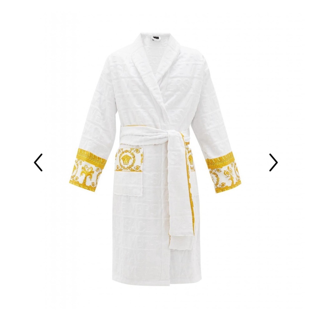 VERSACE ROBE SIZE LARGE - Picture 1 of 2